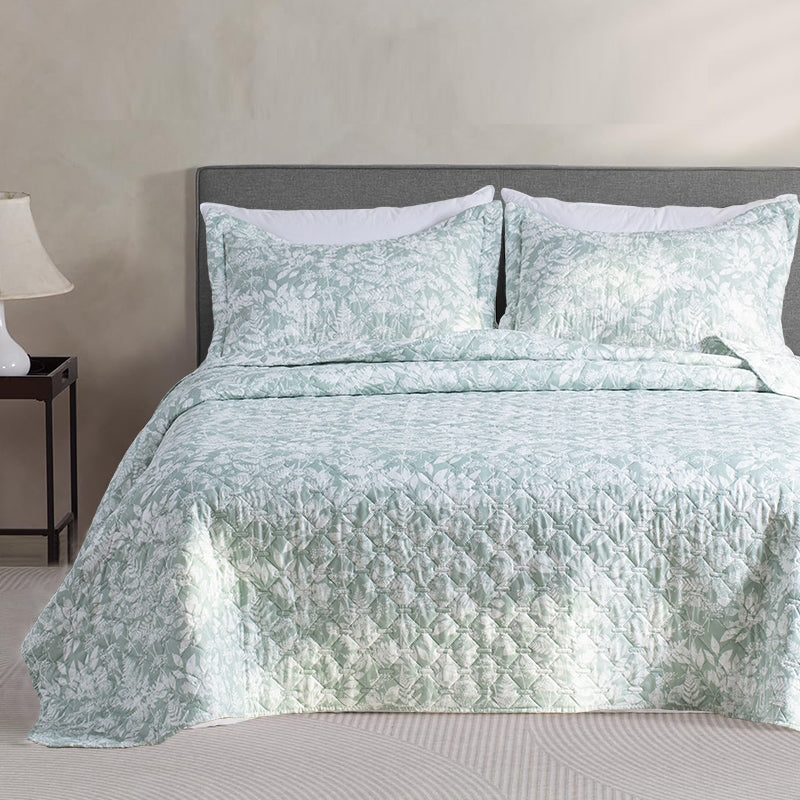 Kasentex Lightweight Green Floral Quilt Set - Light All Season Bedding