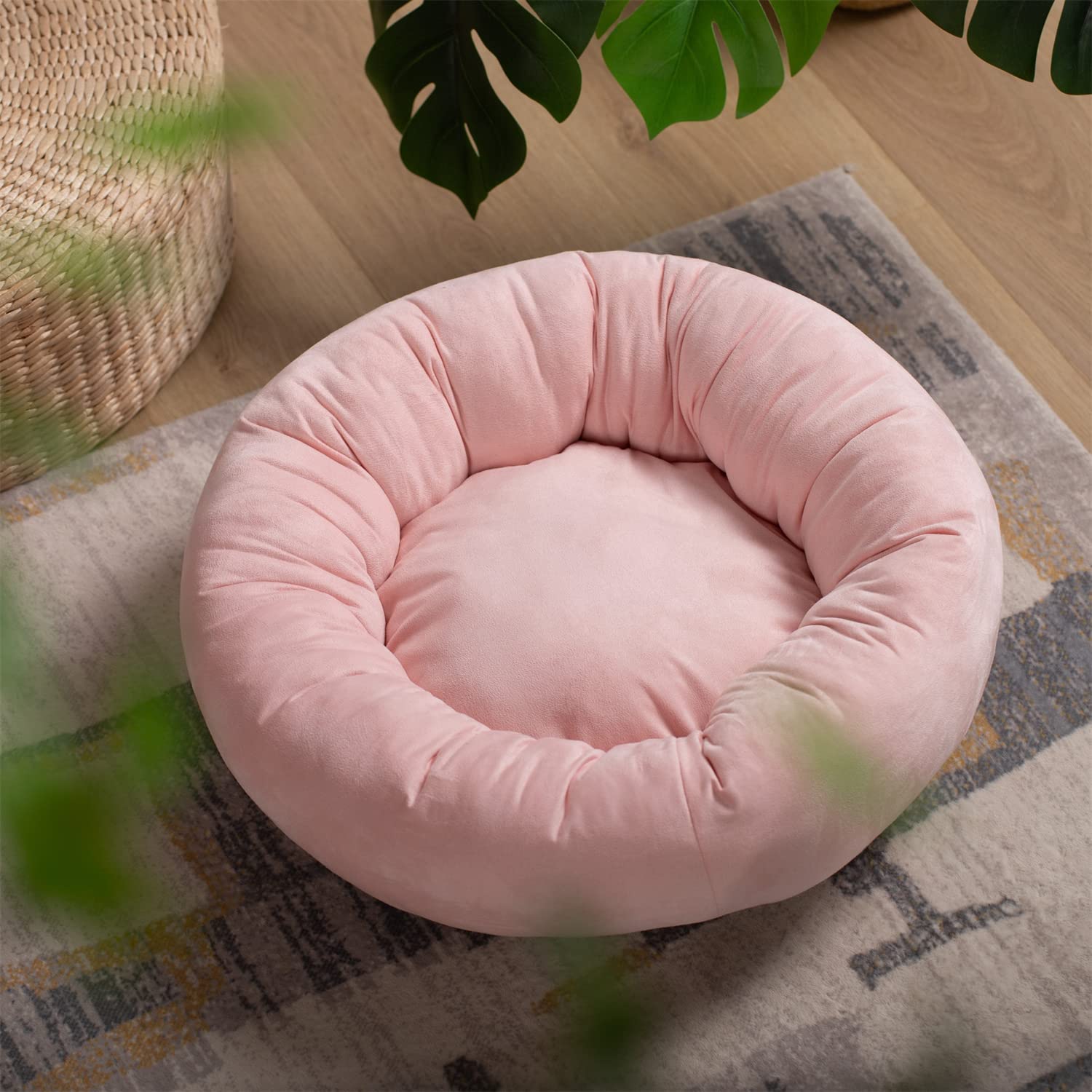 Pink dog beds outlet for large dogs